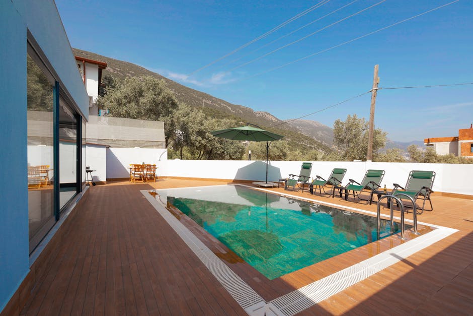 Mindfulness Vs. Meditation: Two Paths To Inner Peace